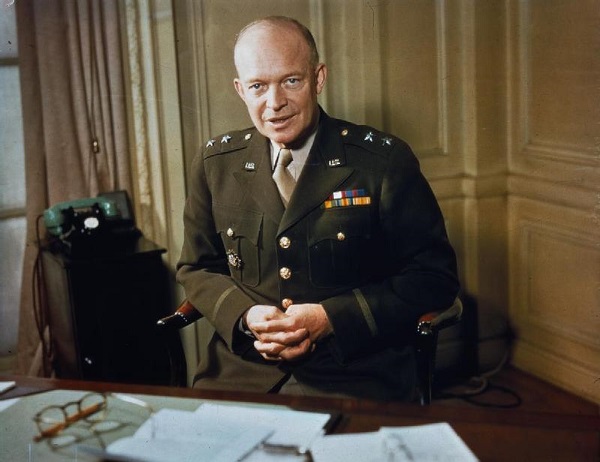presidentti Dwight D. Eisenhower