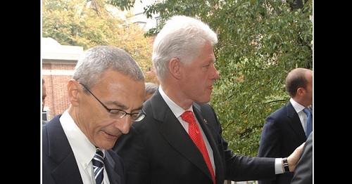 John Podesta ja presidentti Bill Clinton